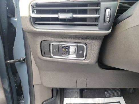 Certified 2023 Lincoln Corsair AWD w/ Equipment Group 101A image 43