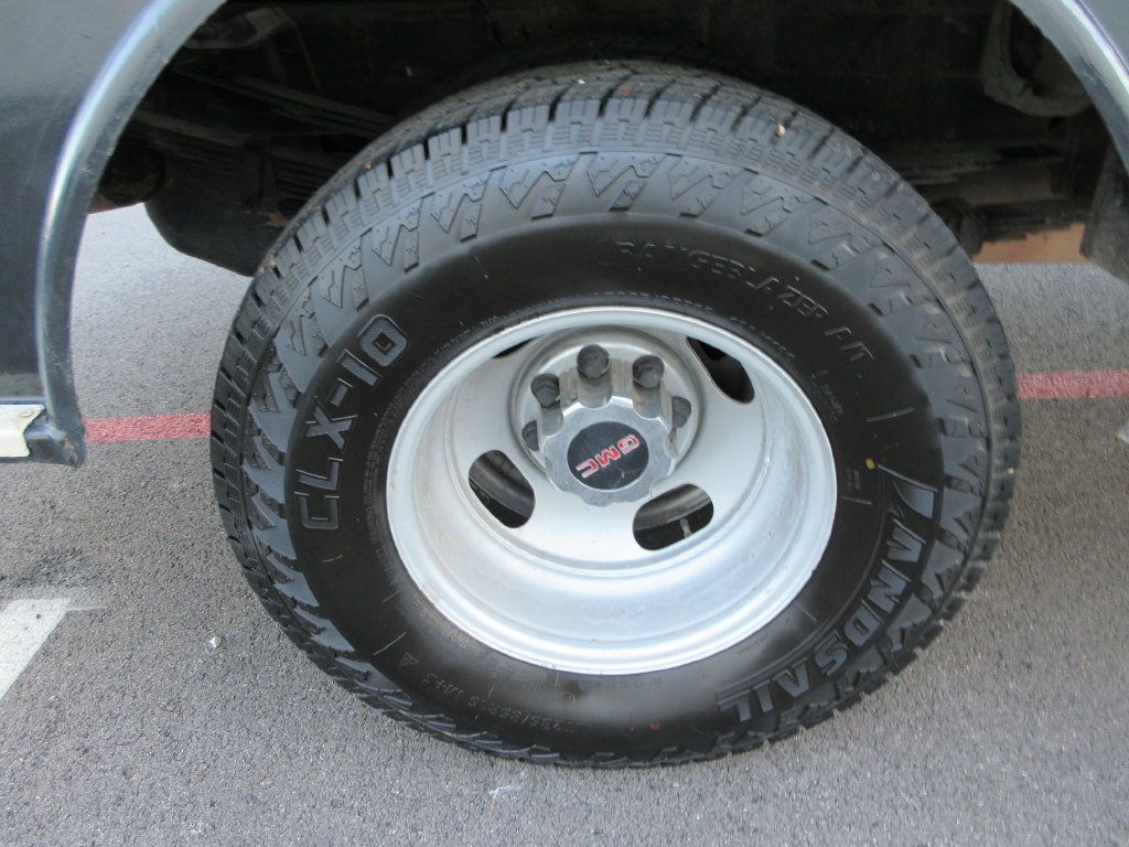 Used 2007 GMC Sierra 3500 SLE AWD/4WD image 10