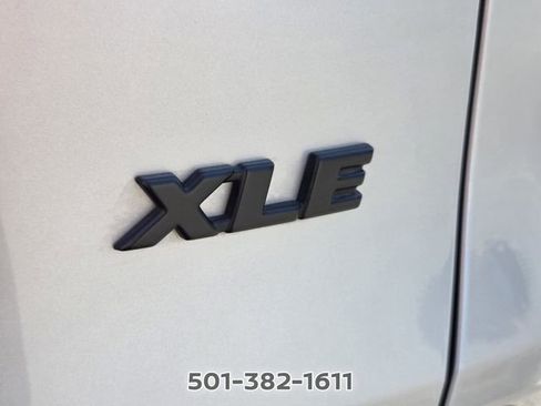 Used 2025 Toyota RAV4 XLE Premium FWD image 15