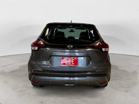 Certified 2023 Nissan Kicks SR FWD image 4