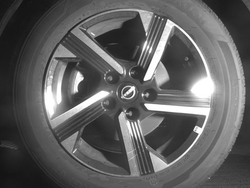 Used 2025 Nissan Sentra SV FWD image 12