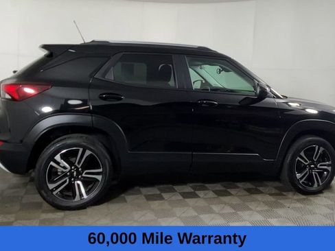 Used 2023 Chevrolet TrailBlazer LT w/ Convenience Package image 3