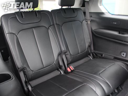 Used 2023 Jeep Grand Cherokee L Limited AWD/4WD image 25