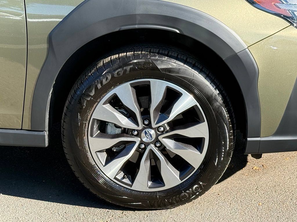 Certified 2025 Subaru Outback Touring XT AWD/4WD image 6