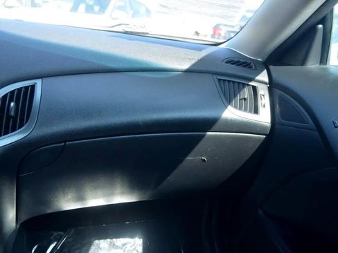 Used 2011 Hyundai Genesis 2.0T image 37