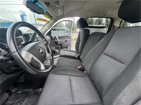 Used 2010 Chevrolet Silverado 1500 LT image 9