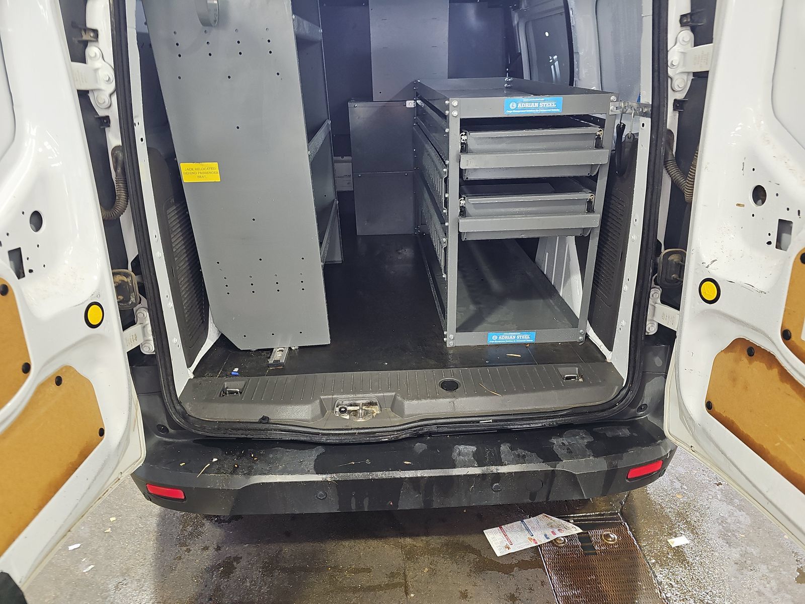 Used 2020 Ford Transit Connect XL FWD image 17