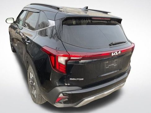 Used 2024 Kia Seltos S image 6