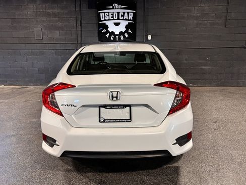 Used 2018 Honda Civic EX-T image 5