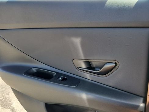 New 2026 Hyundai Elantra SEL Sport FWD image 23
