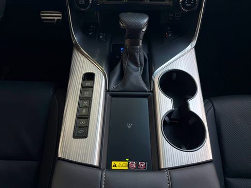 Used 2024 Lexus LX 600 F Sport AWD/4WD image 33
