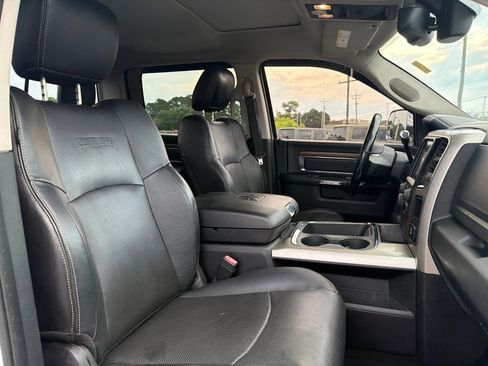 Used 2016 RAM 3500 Laramie AWD/4WD image 23