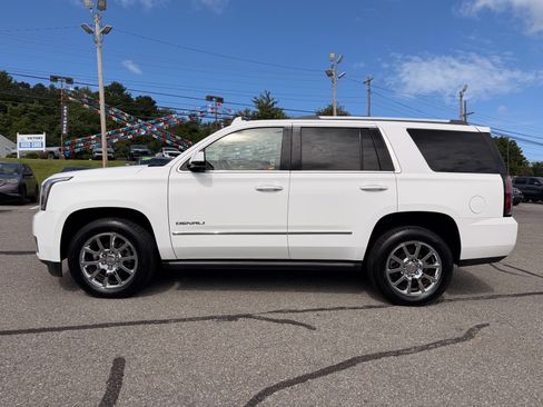 Used 2016 GMC Yukon Denali w/ Open Road Package AWD/4WD image 3