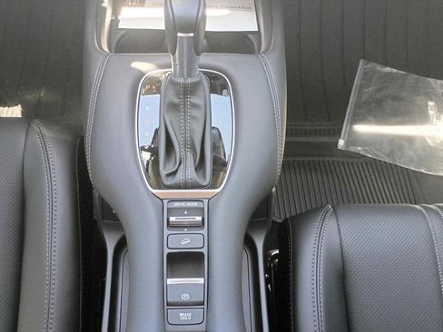 New 2026 Honda HR-V EX-L image 11