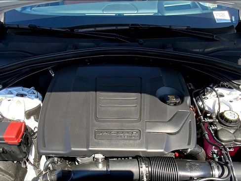 New 2026 Jaguar F-PACE R-Dynamic S image 12