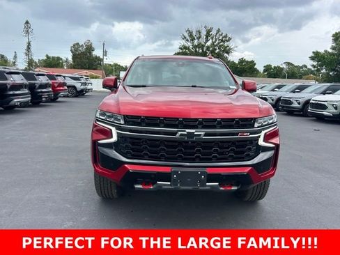 Used 2021 Chevrolet Tahoe Z71 w/ Z71 Signature Package AWD/4WD image 2