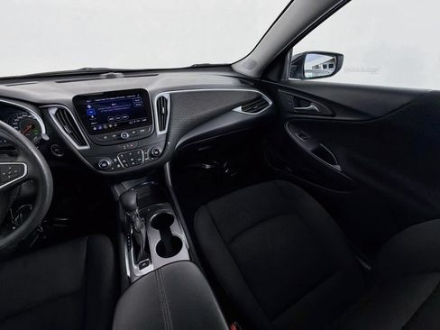 Used 2023 Chevrolet Malibu LT FWD image 12