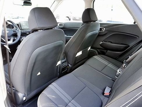 Certified 2026 Hyundai Venue SEL FWD image 18