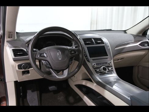 Used 2019 Lincoln MKZ Reserve image 7