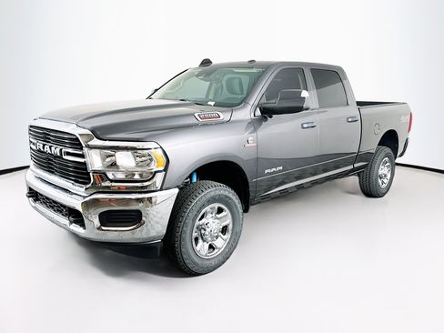 Used 2020 RAM 2500 Tradesman w/ Towing Technology Group AWD/4WD image 3