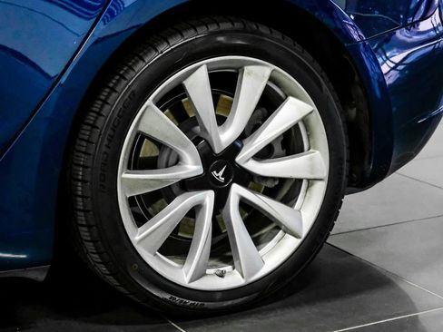 Used 2019 Tesla Model 3 Standard Range Plus RWD image 59