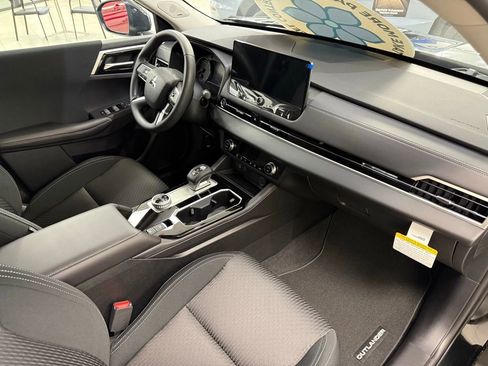New 2026 Mitsubishi Outlander ES image 17