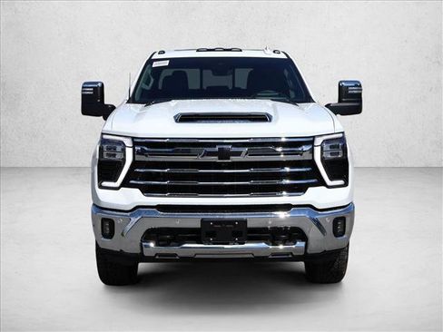 New 2026 Chevrolet Silverado 3500 LTZ w/ LTZ Premium Package AWD/4WD image 6
