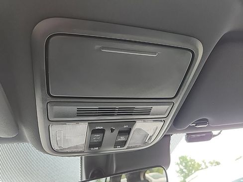 Used 2023 Honda Passport EX-L image 17
