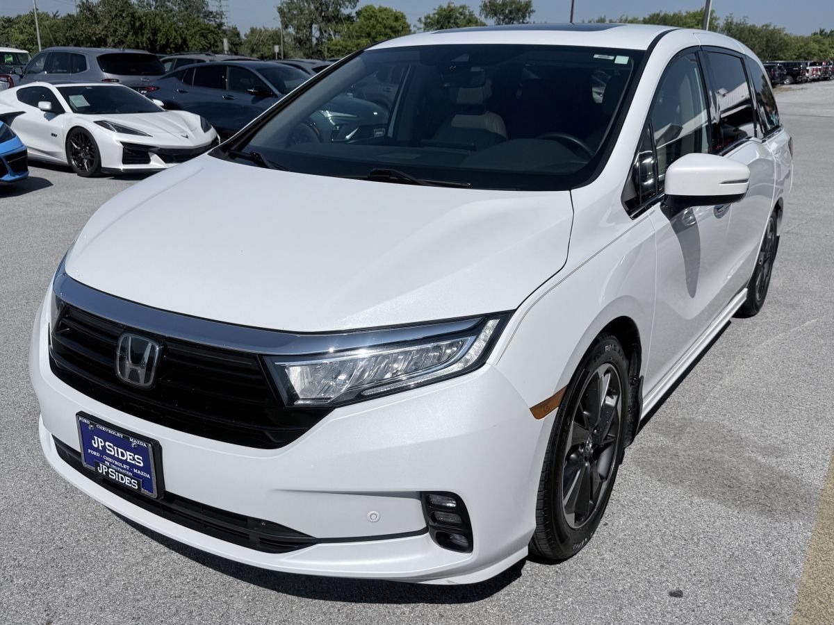 Used 2021 Honda Odyssey Elite image 1