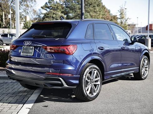 Certified 2025 Audi Q3 2.0T Premium w/ Convenience Package image 7