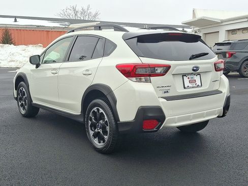 Certified 2023 Subaru Crosstrek 2.0i image 4