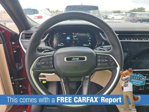 Used 2022 Jeep Grand Cherokee Limited 4xe AWD/4WD image 2