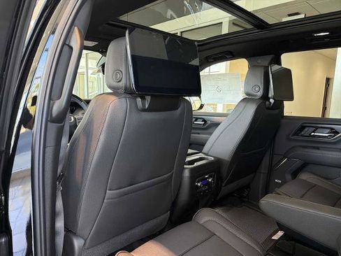 New 2026 GMC Yukon Denali w/ Denali Reserve Package AWD/4WD image 20