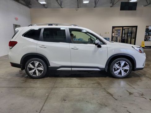 Used 2020 Subaru Forester Touring AWD/4WD image 7