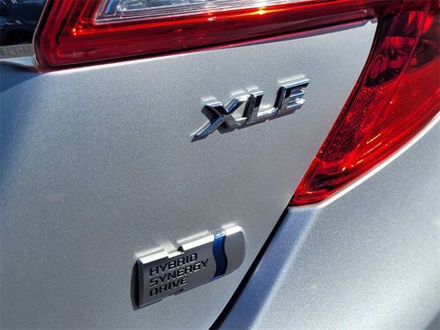 Used 2012 Toyota Camry XLE image 10