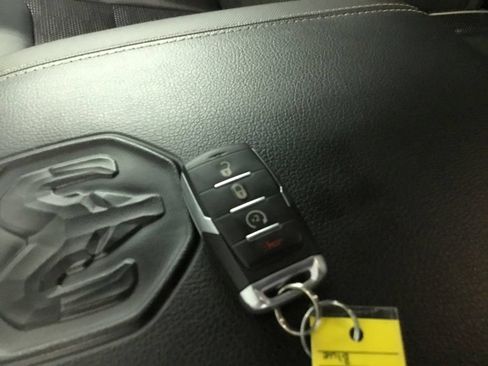 Used 2021 RAM 1500 Sport w/ Trailer Tow Group AWD/4WD image 11
