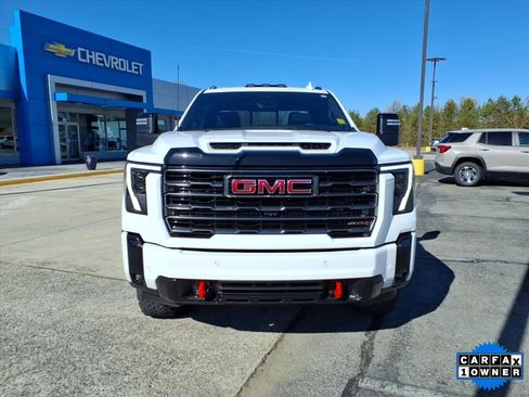 Used 2026 GMC Sierra 2500 AT4 w/ AT4 Premium Plus Package image 2