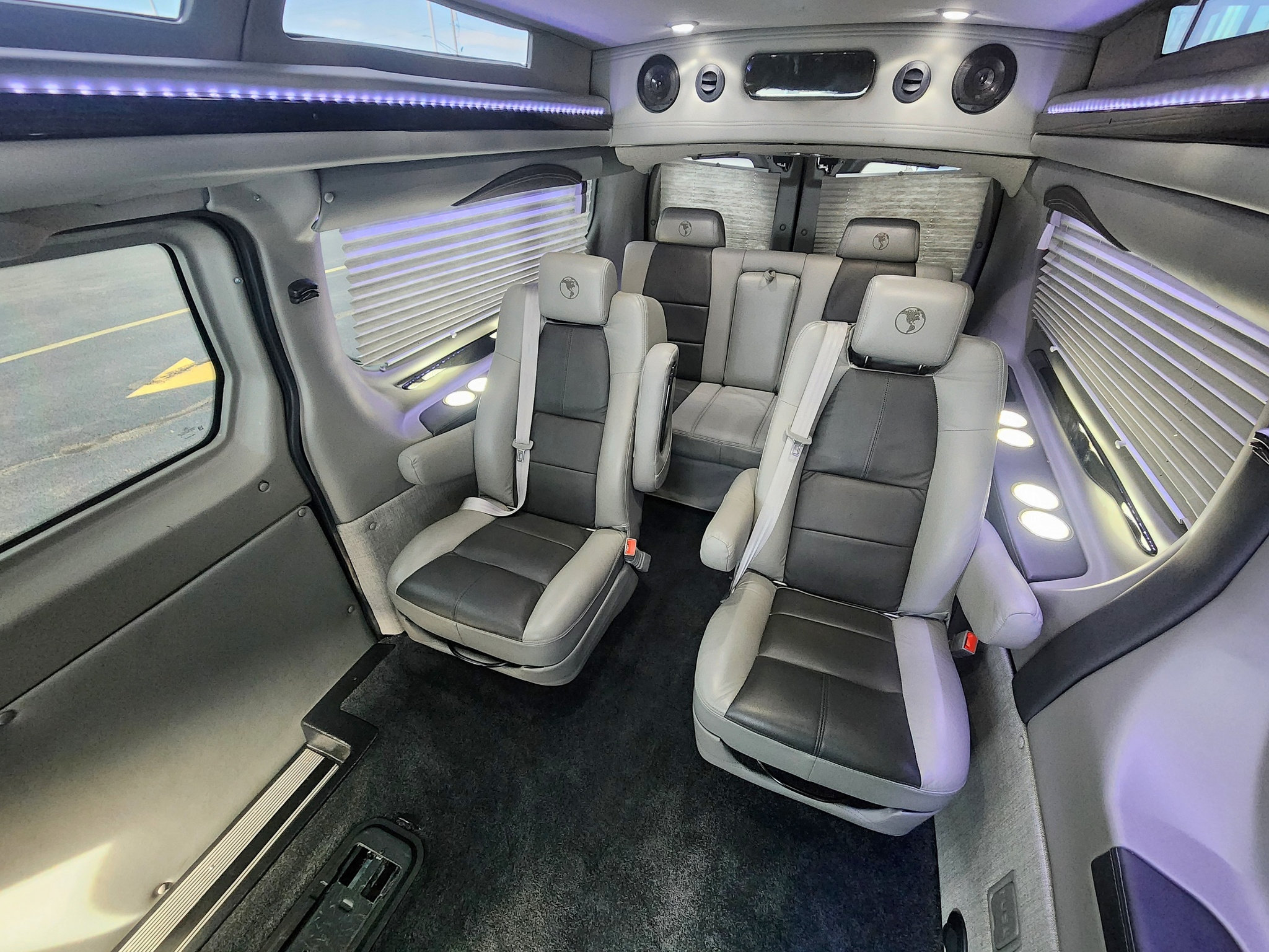 Used 2023 Ford Transit 150 Low Roof AWD image 21