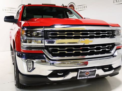 Used 2017 Chevrolet Silverado 1500 LTZ image 31
