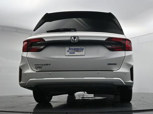 Used 2025 Honda Odyssey Touring image 30