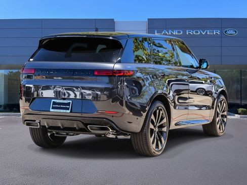 New 2026 Land Rover Range Rover Sport Dynamic SE AWD/4WD image 4