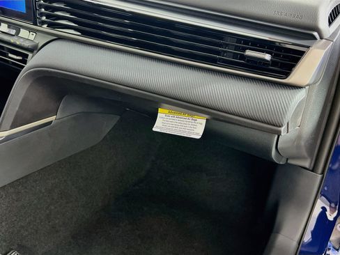 Used 2026 Toyota Camry SE FWD image 34