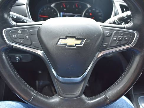 Used 2018 Chevrolet Equinox LT w/ Sun & Infotainment Package FWD image 22