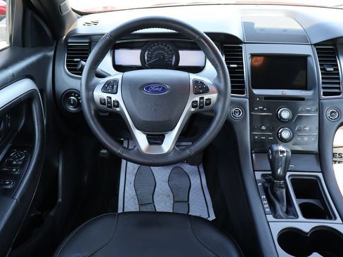 Used 2018 Ford Taurus SEL w/ Equipment Group 201A FWD image 6