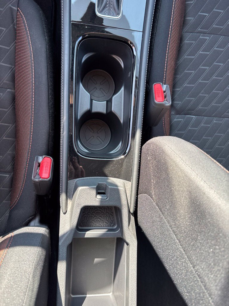 Used 2023 Nissan Kicks SR FWD image 18