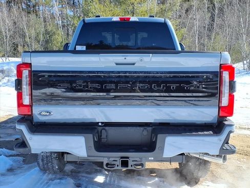 New 2026 Ford F350 Platinum w/ FX4 Off-Road Package image 6