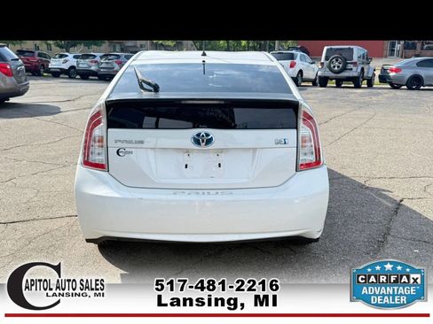 Used 2012 Toyota Prius Two FWD image 7