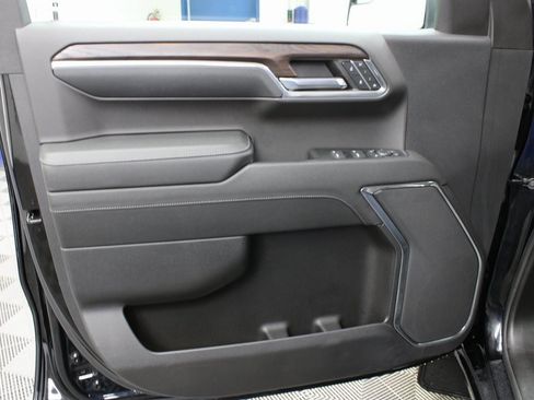 Used 2024 GMC Sierra 1500 SLT image 58