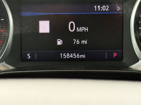 Used 2020 GMC Acadia SLT FWD image 22