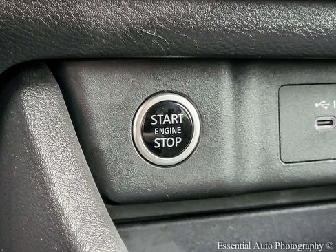 Used 2023 Nissan Rogue S FWD image 16